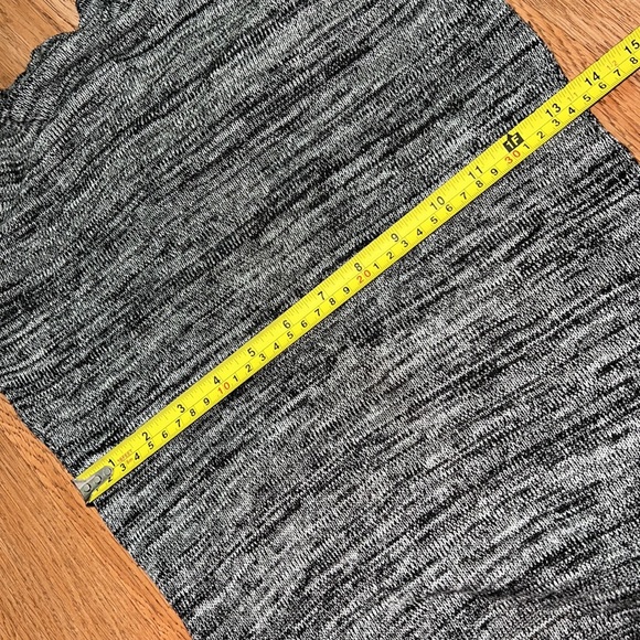 Long Hooded Cardigan - Picture 7 of 7